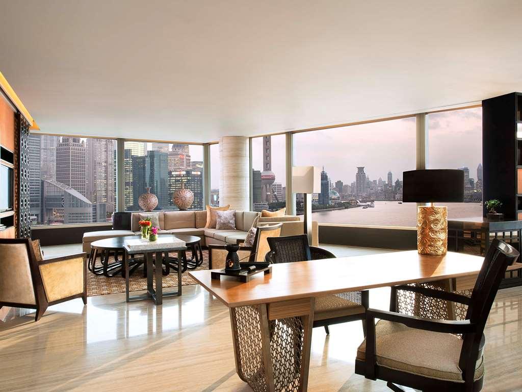 Hotel Banyan Tree On The Bund 5*