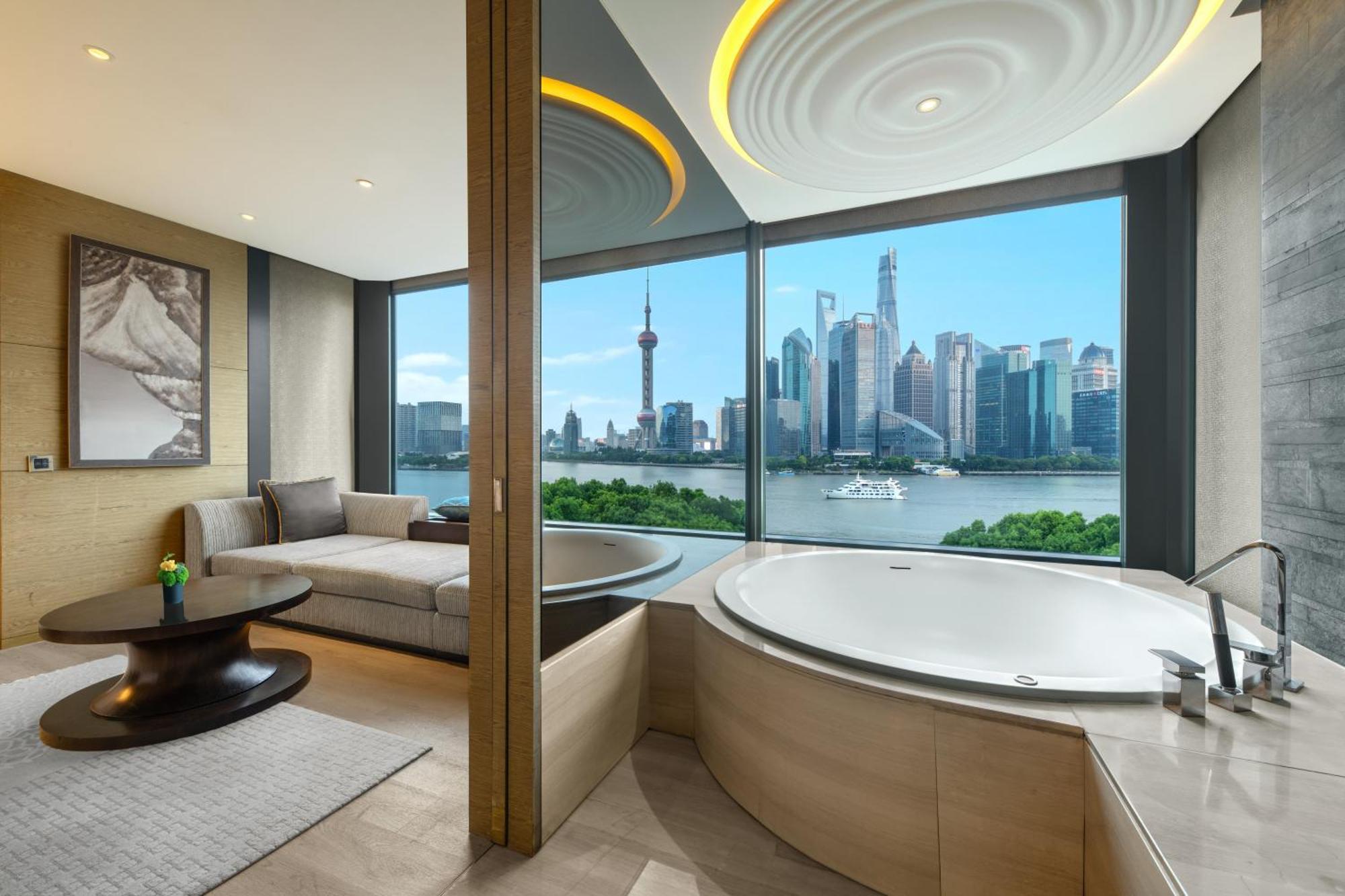 Banyan Tree On The Bund Hotel