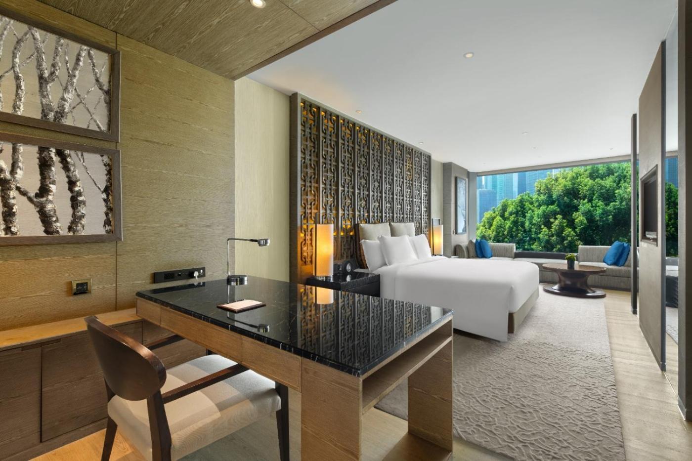 Hotel Banyan Tree On The Bund 5*